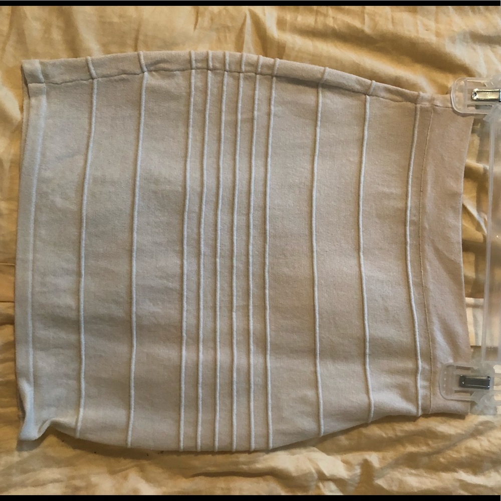 Cream white colored pencils stretchy skirt